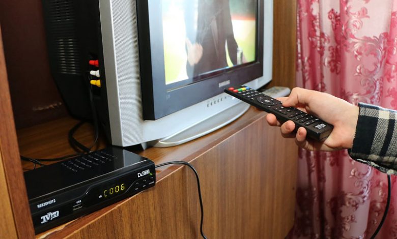 TSifrovaya TV pristavka k kineskopnomu televizoru