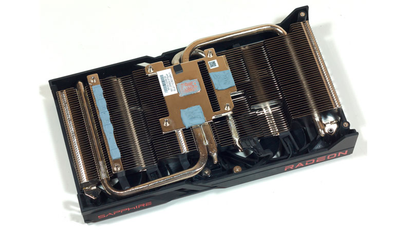 AMD Radeon RX 6500 XT внутри