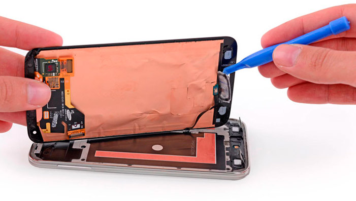 Как заменить стекло на смартфоне самому